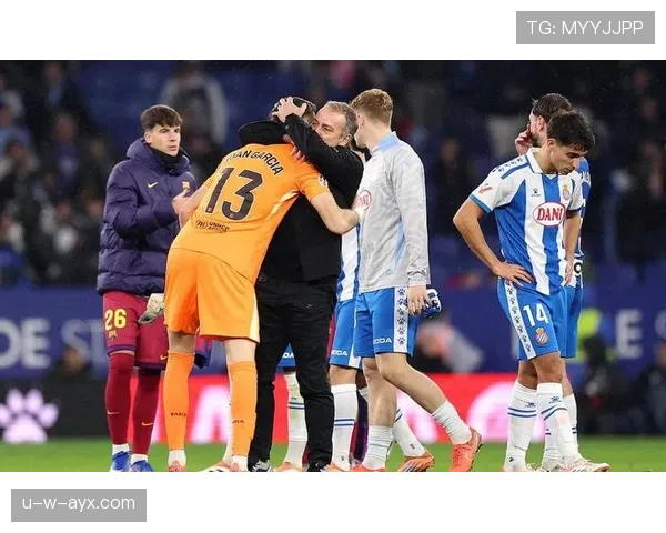 巴萨中场组织再度发力，状态回暖展现强劲竞争力