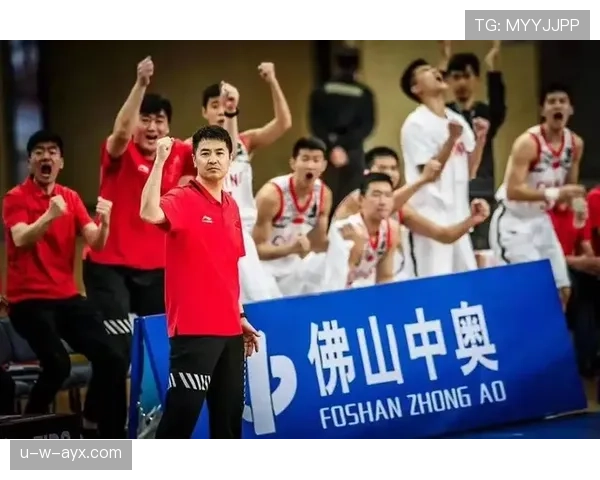 韩国队迎新帅开启战术革新，未来布局引球迷期待