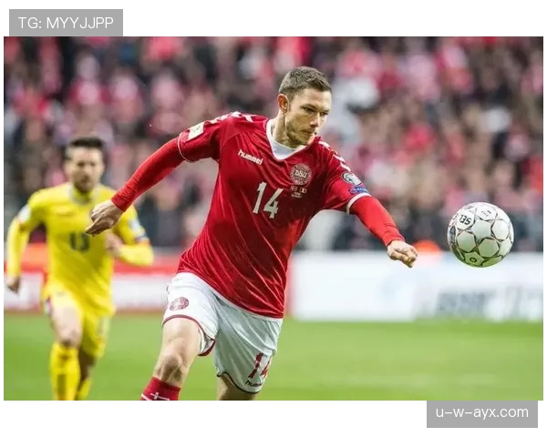 丹麦足球队反击战术表现稳健，锁定胜局引人瞩目